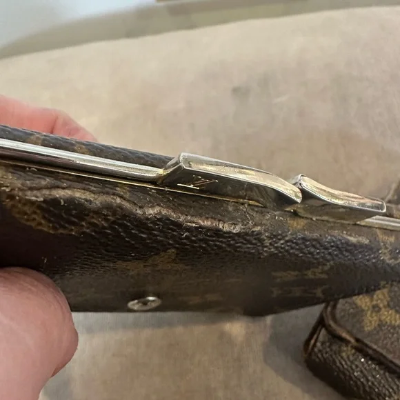 Louis Vuitton Brown and Gold Monogram Wallet Trio - Picture 2 of 13